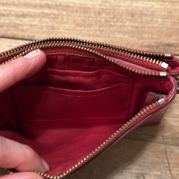 Vintage Coach Red Leather Wristlet – Genuine Leather, 6.5" x 4" – Preppy Classic - Picture 9 of 12